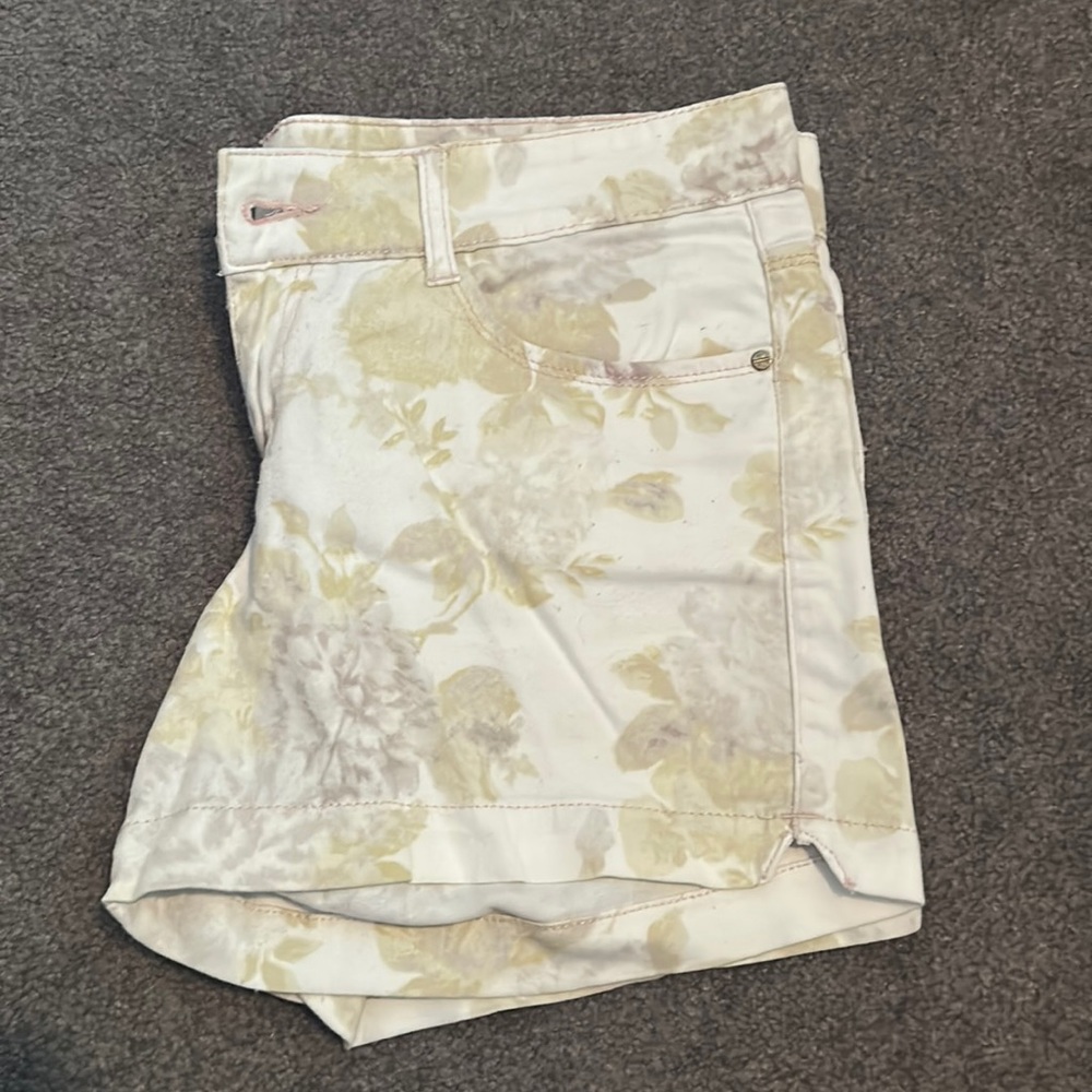 Dynamite shorts